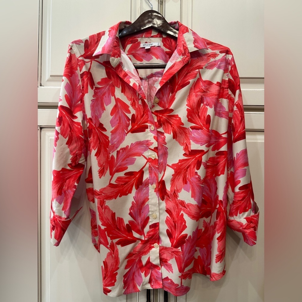 Chicos Red Pink Tropical Leaf Button Down Shirt Size 3 US 16 3/4 Sleeve Top